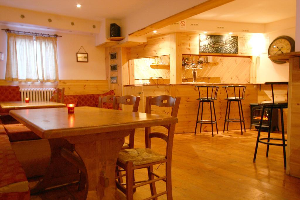 Chalet Chardons Hostel Tignes Exteriör bild